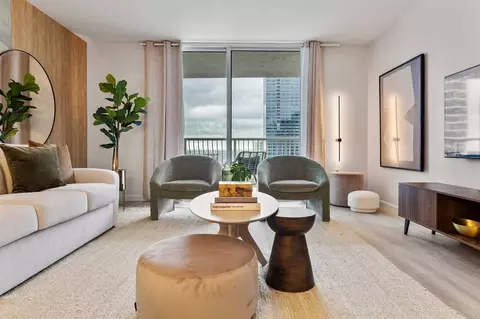 1200 Brickell Bay Dr #1044561P, Miami, FL 33131