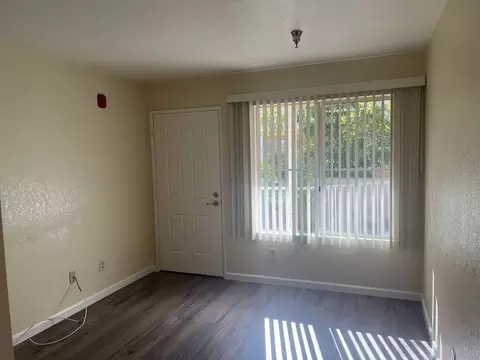 212 S Orange Ave #201, Brea, CA 92821