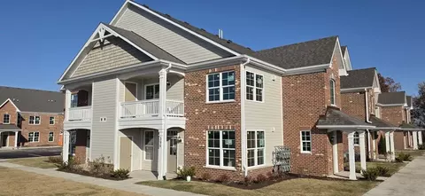 394 Timber Pointe Dr, Joliet, IL 60431