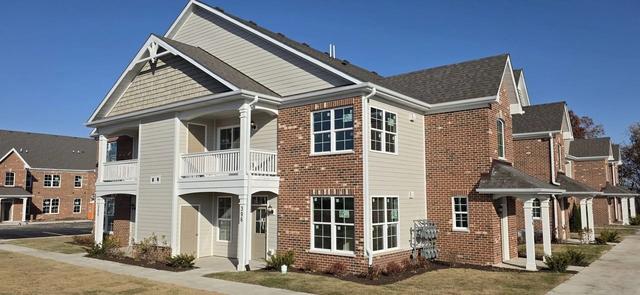394 Timber Pointe Dr, Joliet, IL 60431
