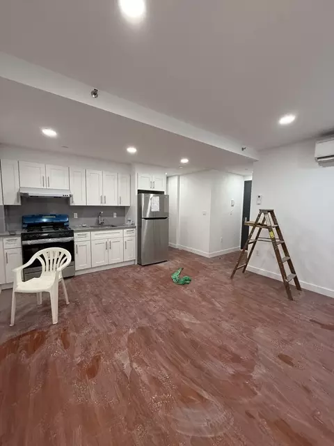 2351 W 11th St #2F, Brooklyn, NY 11223