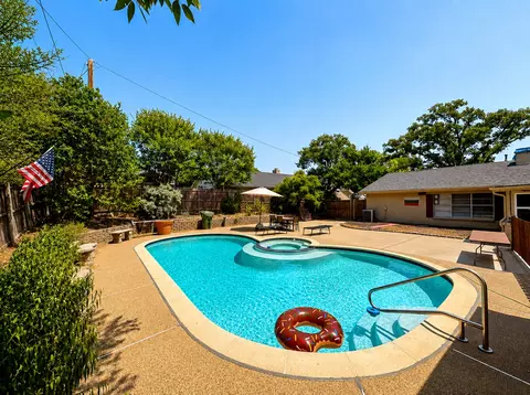 1321 Wade Dr #NA, Bedford, TX 76022