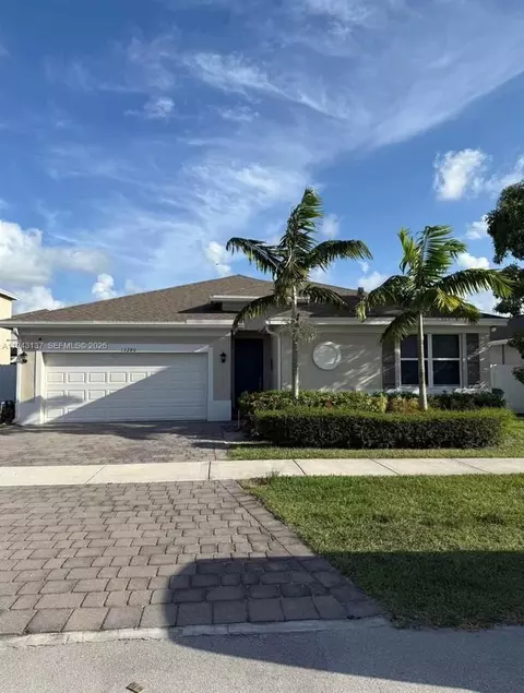 13280 SW 272nd St #2, Homestead, FL 33032