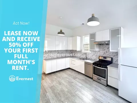 905 Pine St, Oakland, CA 94607