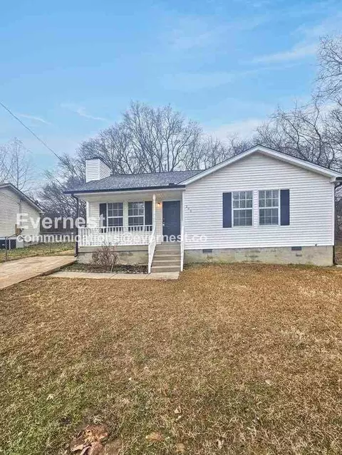 208 Centennial Dr, La Vergne, TN 37086