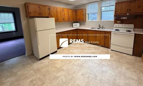 1010 1016 Vine St, Wisconsin Dells, WI 53965