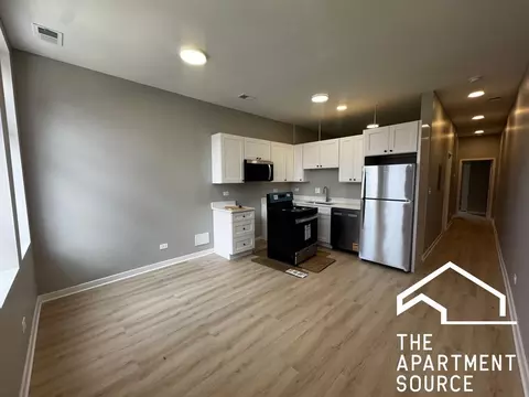 4007 W School St #D, Chicago, IL 60641