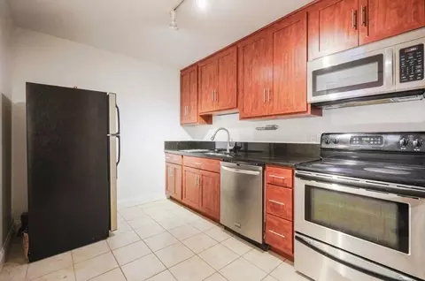 69 E Berkeley St #2453, Boston, MA 02118