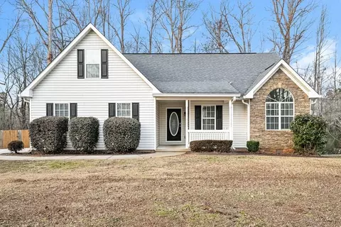 229 Pebble Creek Dr, Mcdonough, GA 30253