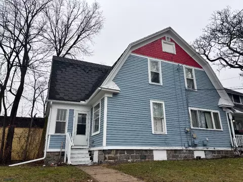 1404 W Michigan Ave #2, Kalamazoo, MI 49006