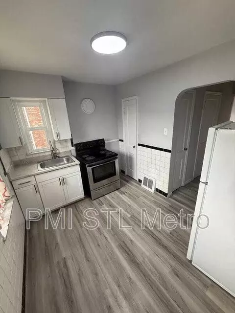 4952 Oleatha Ave #4956, Saint Louis, MO 63139