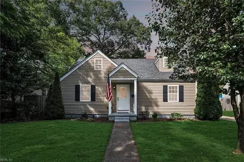 1336 Maplewood Ave, Norfolk, VA 23503