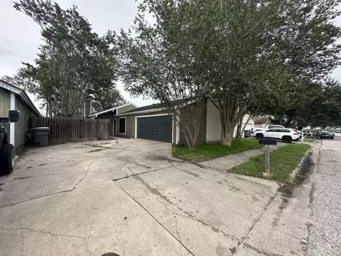 114 Avant Garde Dr, Victoria, TX 77901