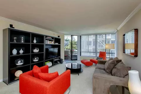 900 Bush St #510, San Francisco, CA 94109