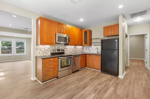 333 W Hutchison St, San Marcos, TX 78666