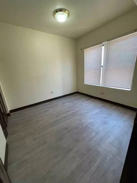 450 W 16th St #2A, Chicago, IL 60616