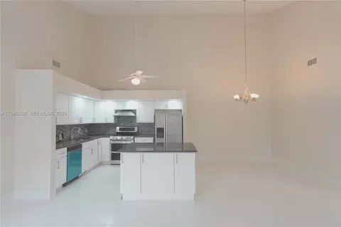 518 NE 48th St, Boca Raton, FL 33431