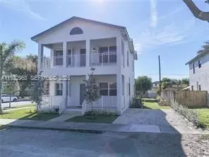 5610 SW 43rd St, Davie, FL 33314