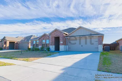 547 Delaware Rd, Fate, TX 75189