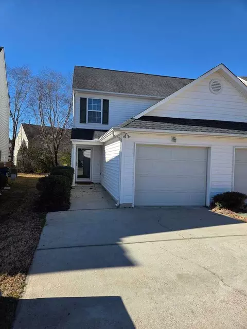 2041 Persimmon Ridge Dr, Raleigh, NC 27604