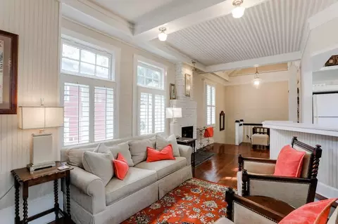 916 Howard St #1386554P, Savannah, GA 31401