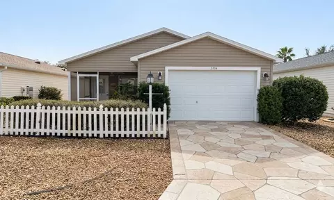2106 Thornton Ter, The Villages, FL 32162