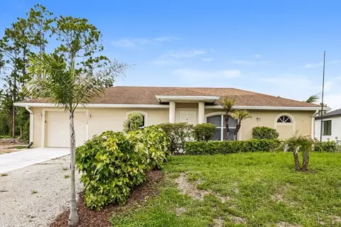 1022 Anaconda Ave S, Lehigh Acres, FL 33974