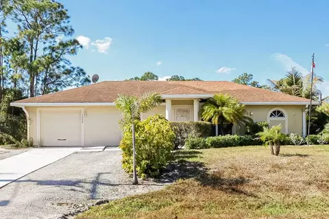 1022 Anaconda Ave S, Lehigh Acres, FL 33974