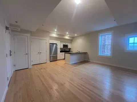 359 Main St, Bennington, VT 05201
