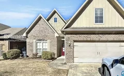 281 Chapel Hill Trl, Fultondale, AL 35068