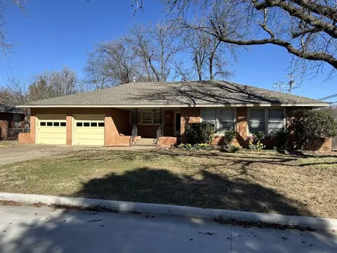 1201 Cruce St, Norman, OK 73069