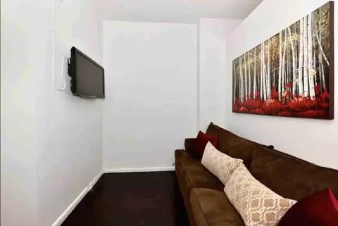 498 9th Ave #1323969P, New York, NY 10018