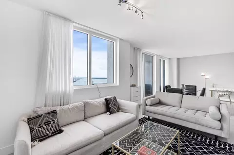 141 NE 3rd Ave #1364163P, Miami, FL 33132
