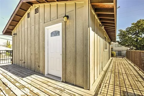 6011 Bellaire Ave, Valley Glen, CA 91606