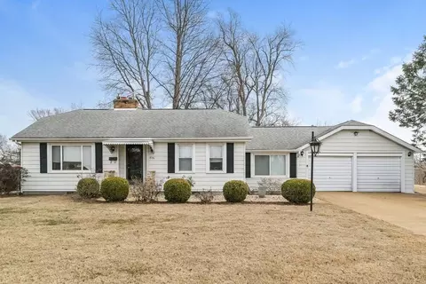 1836 Morven Ave, Overland, MO 63114