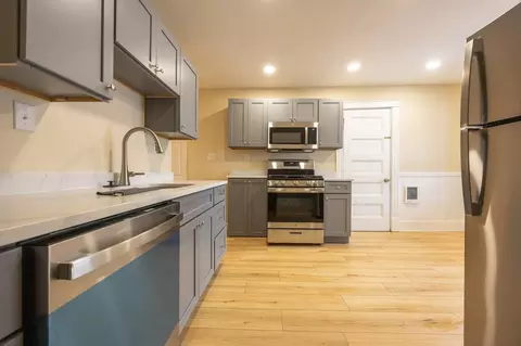 529 Adams St #3, Dorchester, MA 02122