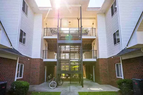 334 Brownlea Dr #6G, Greenville, NC 27858