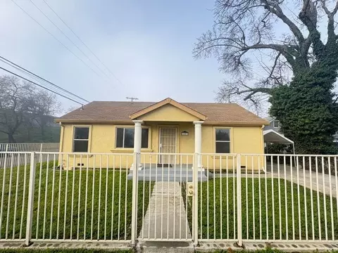 1003 Victoria Ave, Stockton, CA 95203