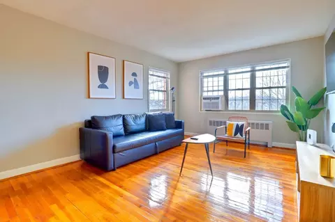 1420 W Abingdon Dr #1045261P, Alexandria, VA 22314