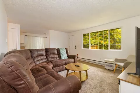 15704 Ash Way #1256072P, Lynnwood, WA 98087