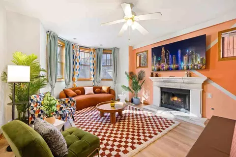 2042 W Pierce Ave #1026695P, Chicago, IL 60622