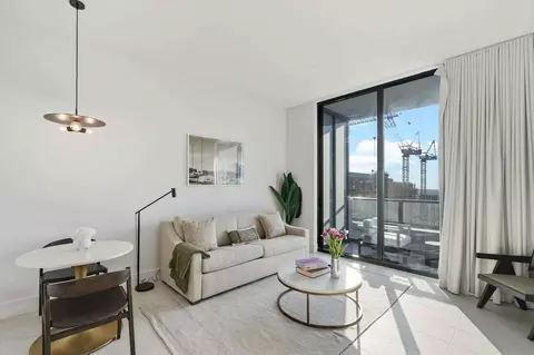 159 NE 6th St #1332433P, Miami, FL 33132