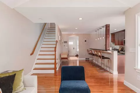 99 W Circular St #1388803P, Saratoga Springs, NY 12866