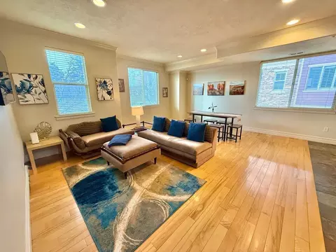 625 E 200 S #1389245P, Salt Lake City, UT 84102