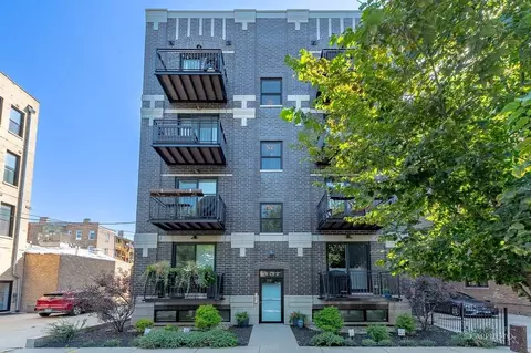 457 N Aberdeen St, Chicago, IL 60642