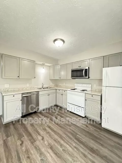 3120 Creekwood Dr, Nashville, TN 37207