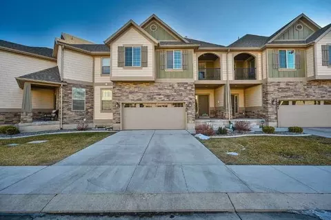 4088 E Oakland Hills Dr, Eagle Mountain, UT 84005