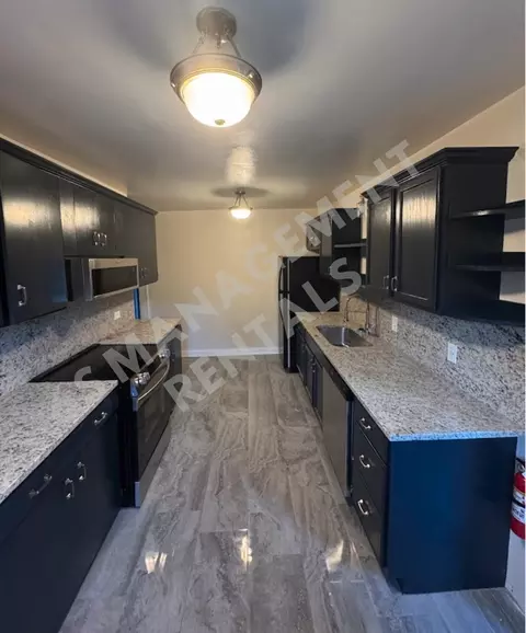 1100 Harrison Ave #1, Kingsport, TN 37665