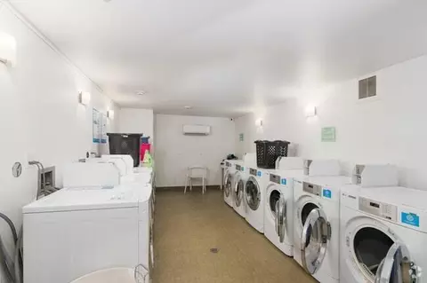 930 N Washington St, Spokane, WA 99201