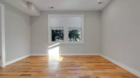 1911 M St NE #1, Washington, DC 20002